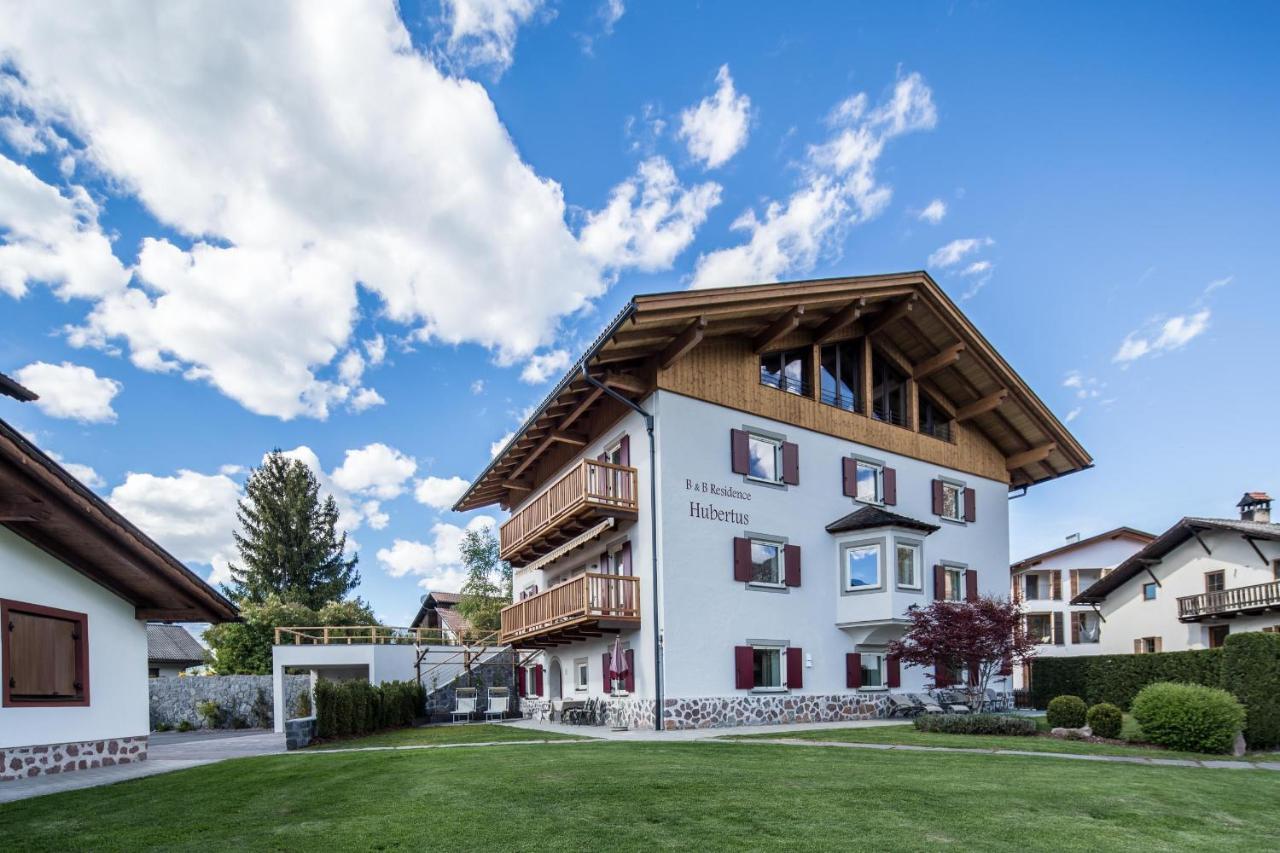 Aparthotel Hubertus Dolomites Fiè Esterno foto